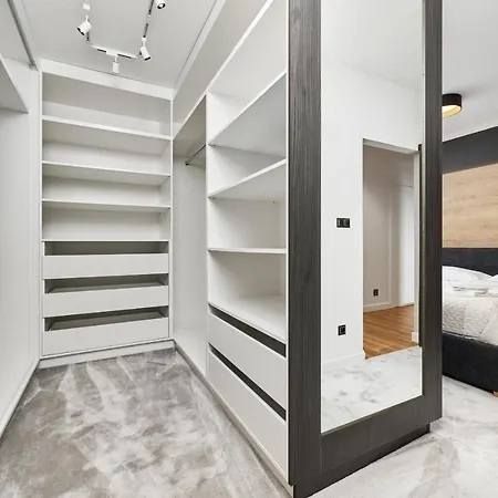 Lux Family Apartament Jesionowa By Renters Prestige Wroclaw
